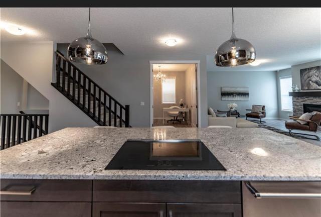 466 Silverrado Blvd SW - Photo 3