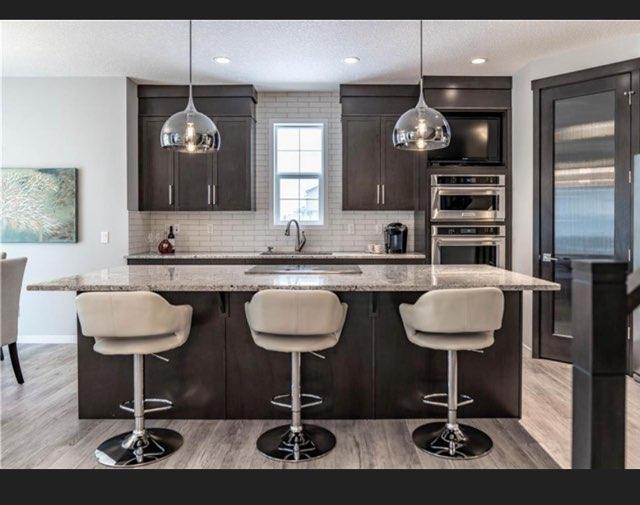 466 Silverrado Blvd SW - Photo 2