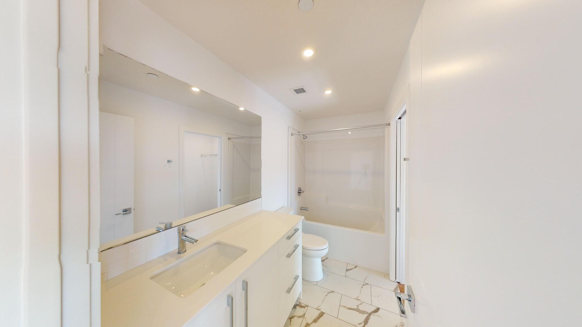 3418 - 60 Skyview Ranch Road NE - Photo 9