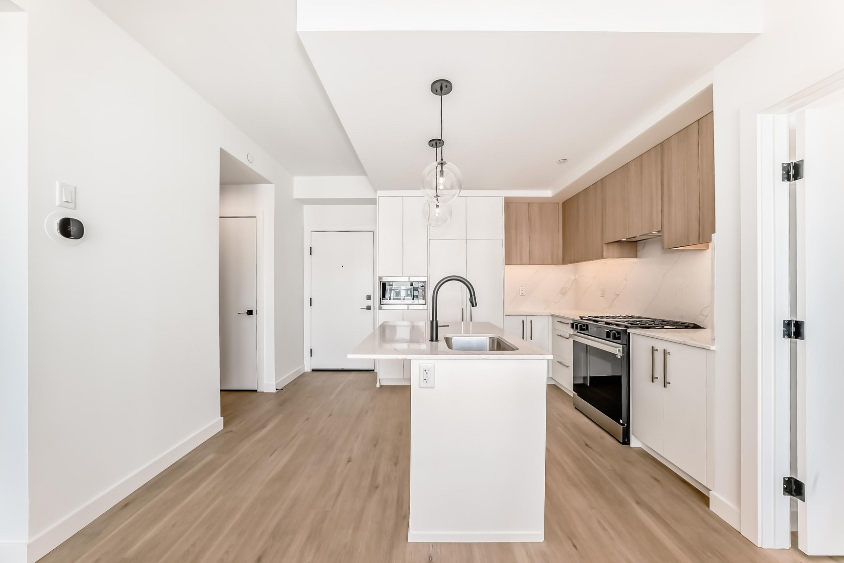 606- 8375 Broadcast Avenue SW - Photo 2