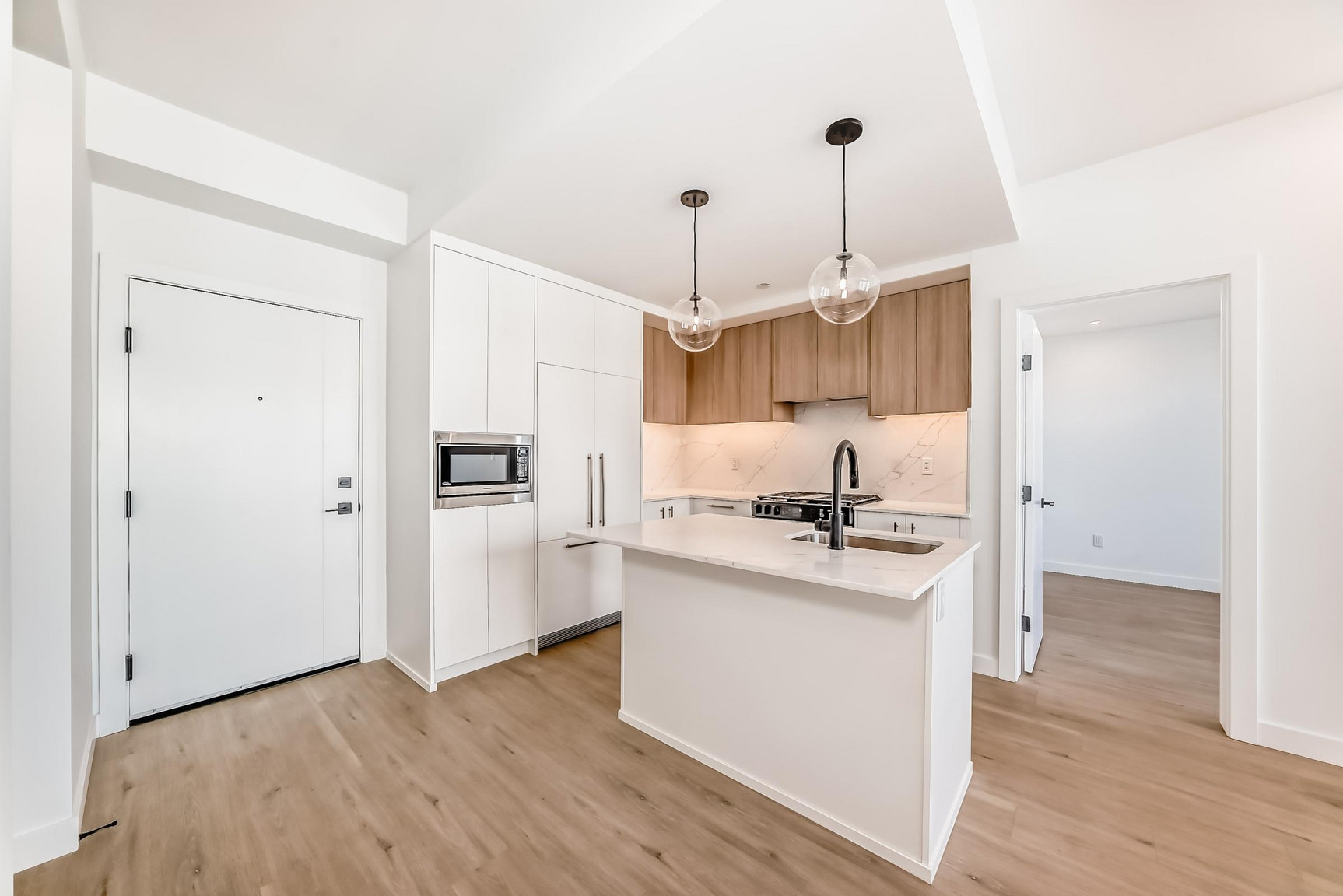 606- 8375 Broadcast Avenue SW - Photo 3