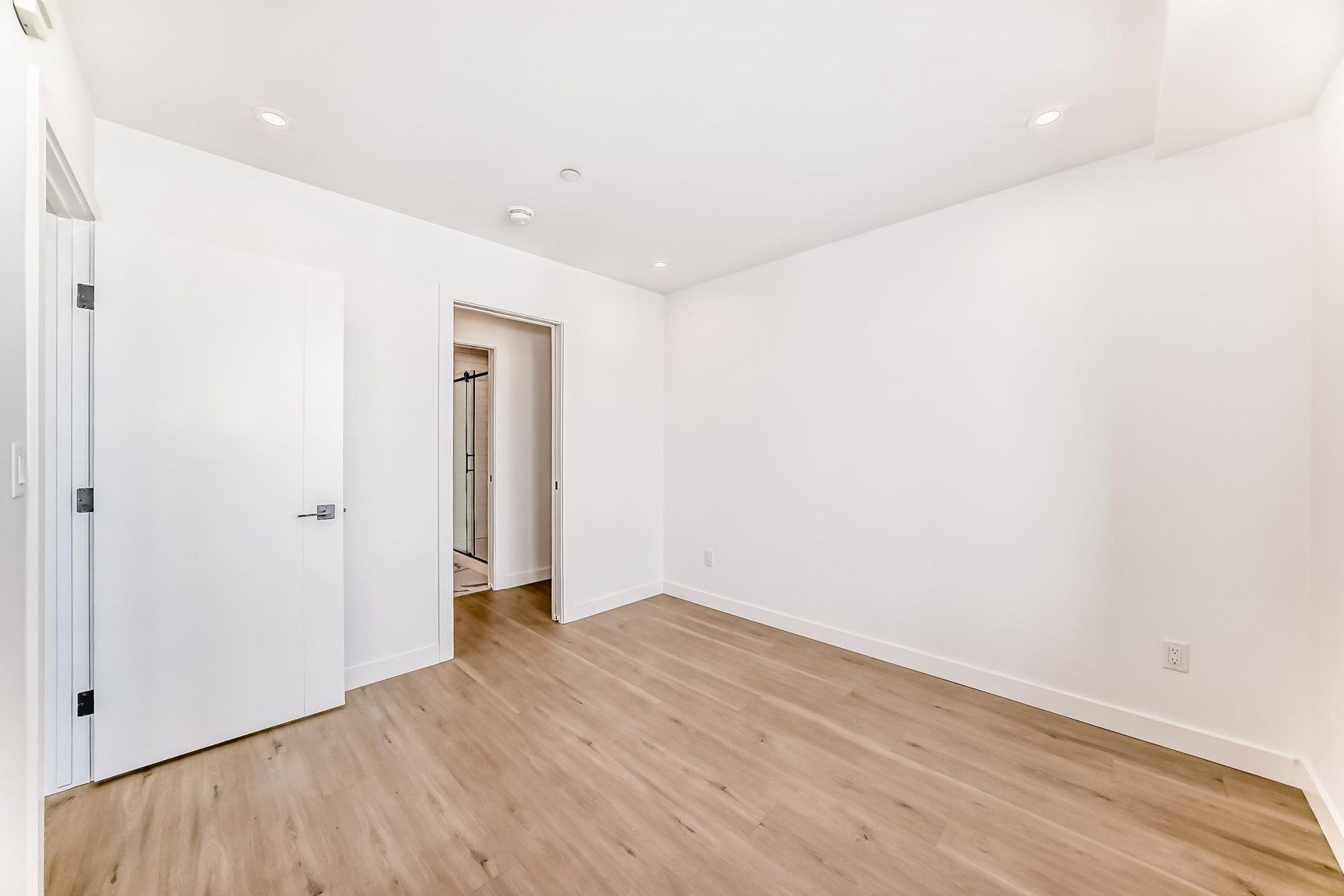 606- 8375 Broadcast Avenue SW - Photo 30