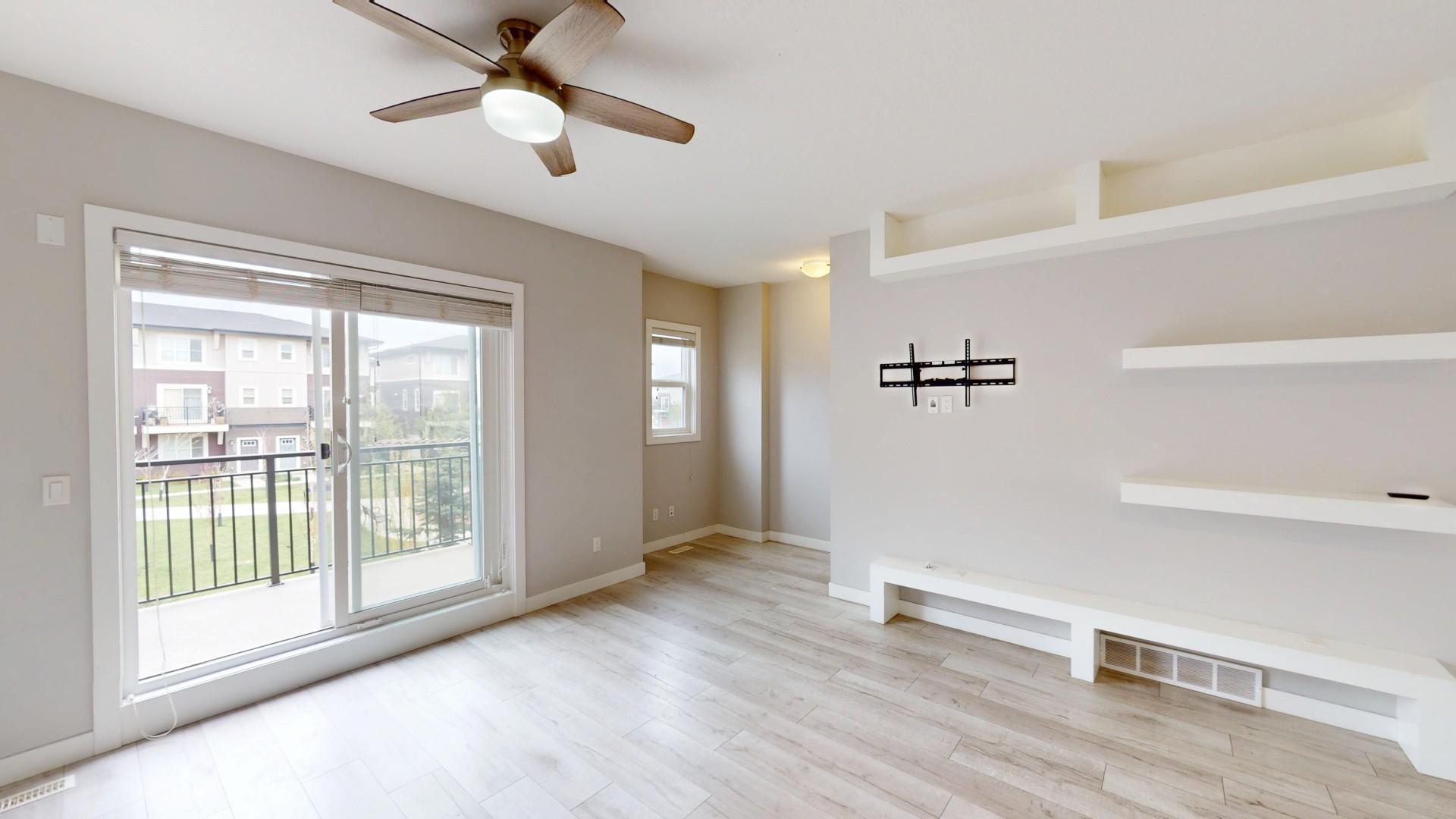 410-30 Cornerstone Manor Ne - Photo 2