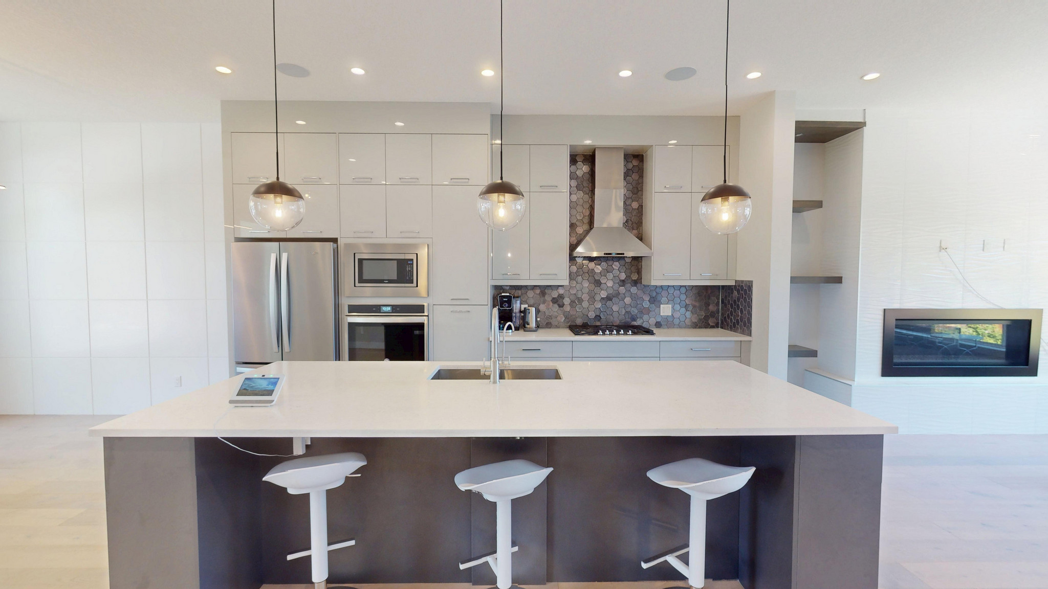 97 Hendon Dr NW