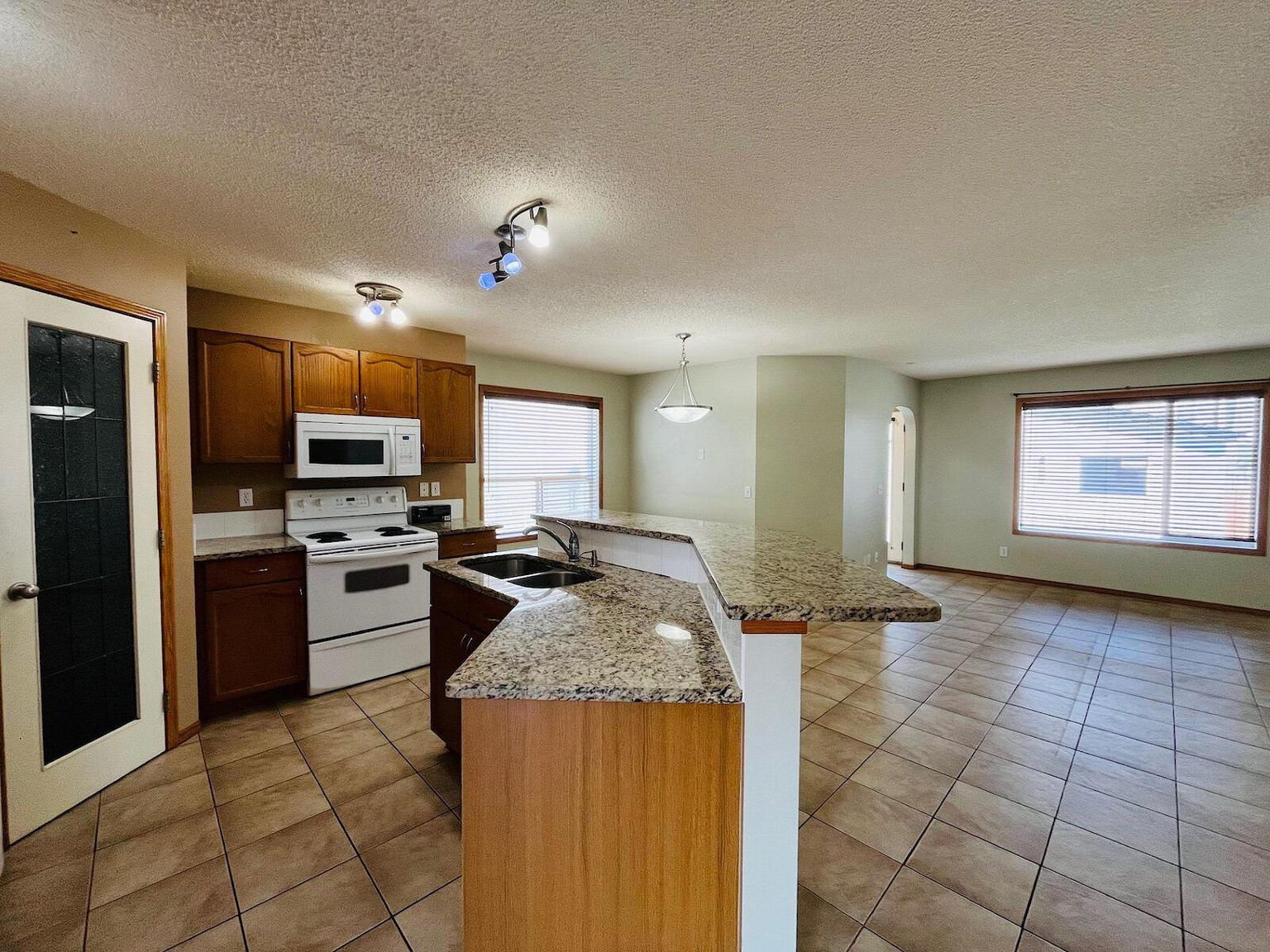 937 Arbour Lake Road NW - Photo 3