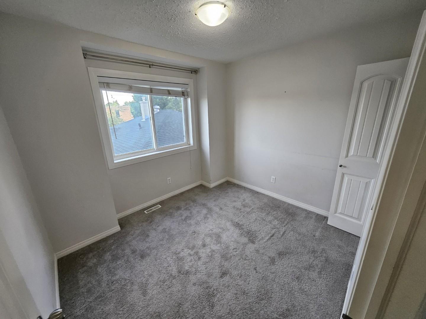 2-11813 43 Street NW - Photo 7