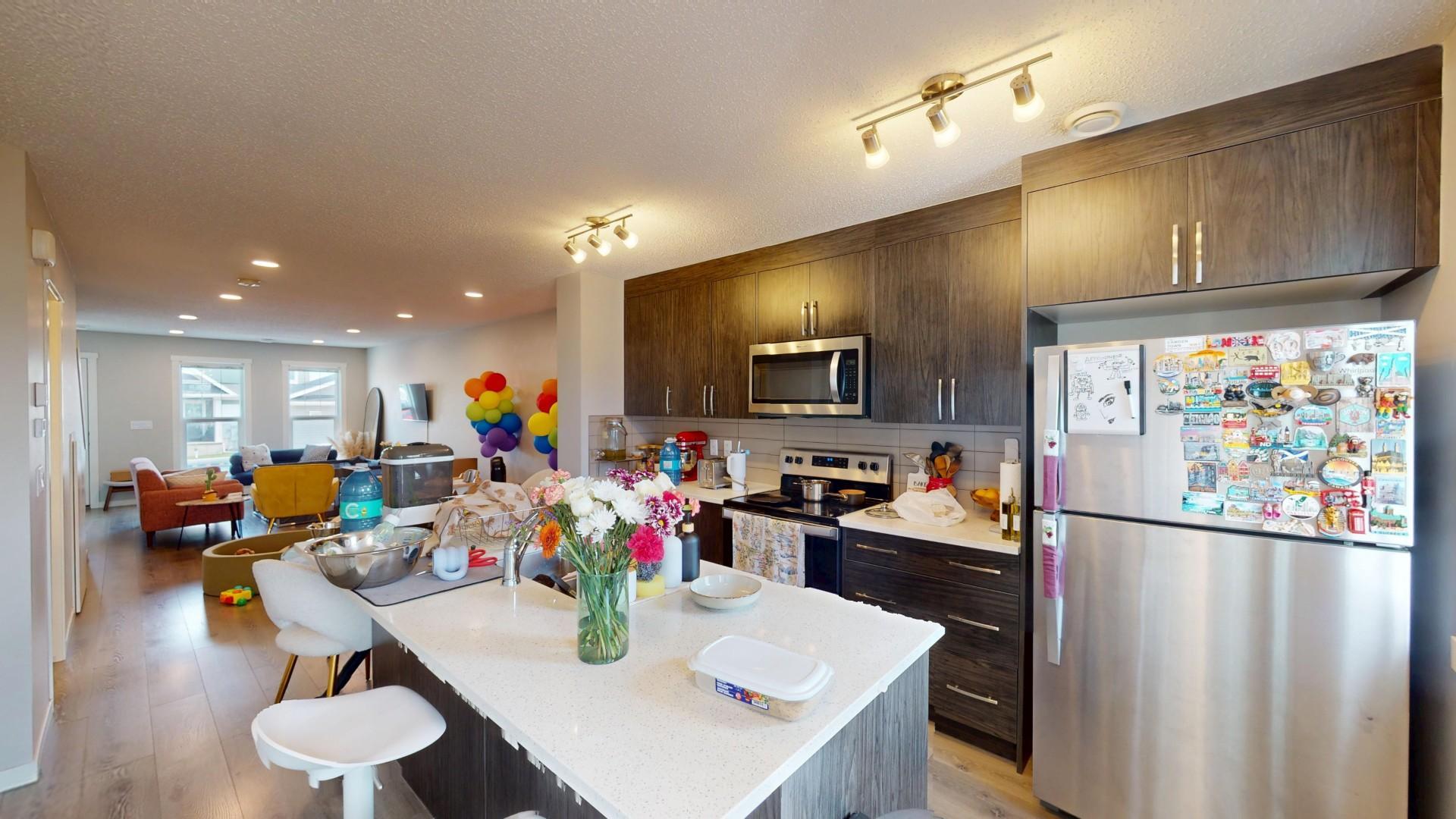 1414 - 7451 Falconridge Boulevard Northeast - Photo 3