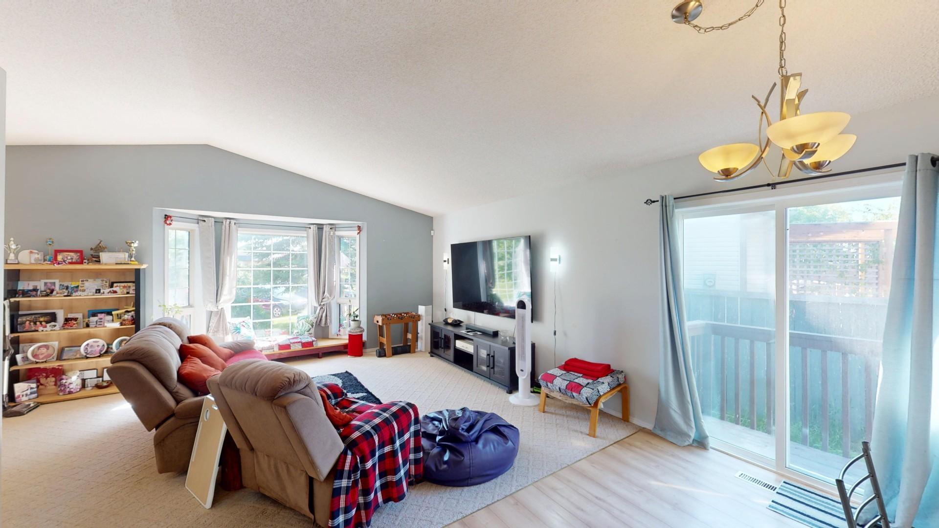44 Covington Mews Ne - Photo 2