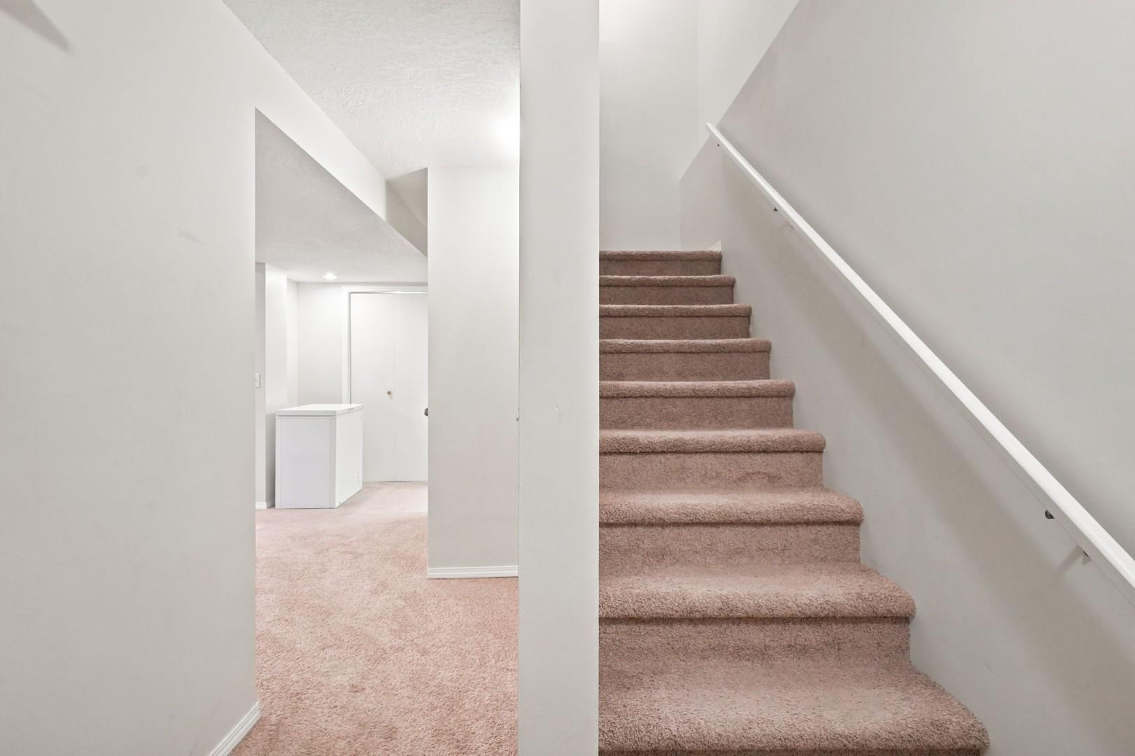 88 Rockyledge Cres Nw - Photo 17