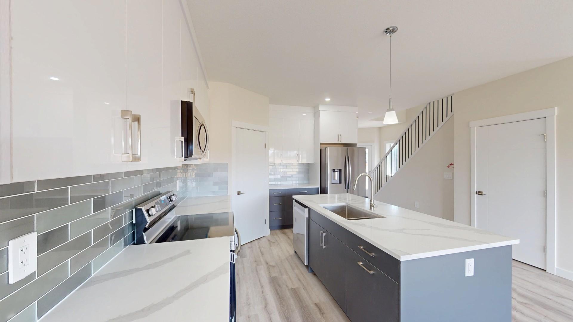 1227 Westmount Dr - Photo 3