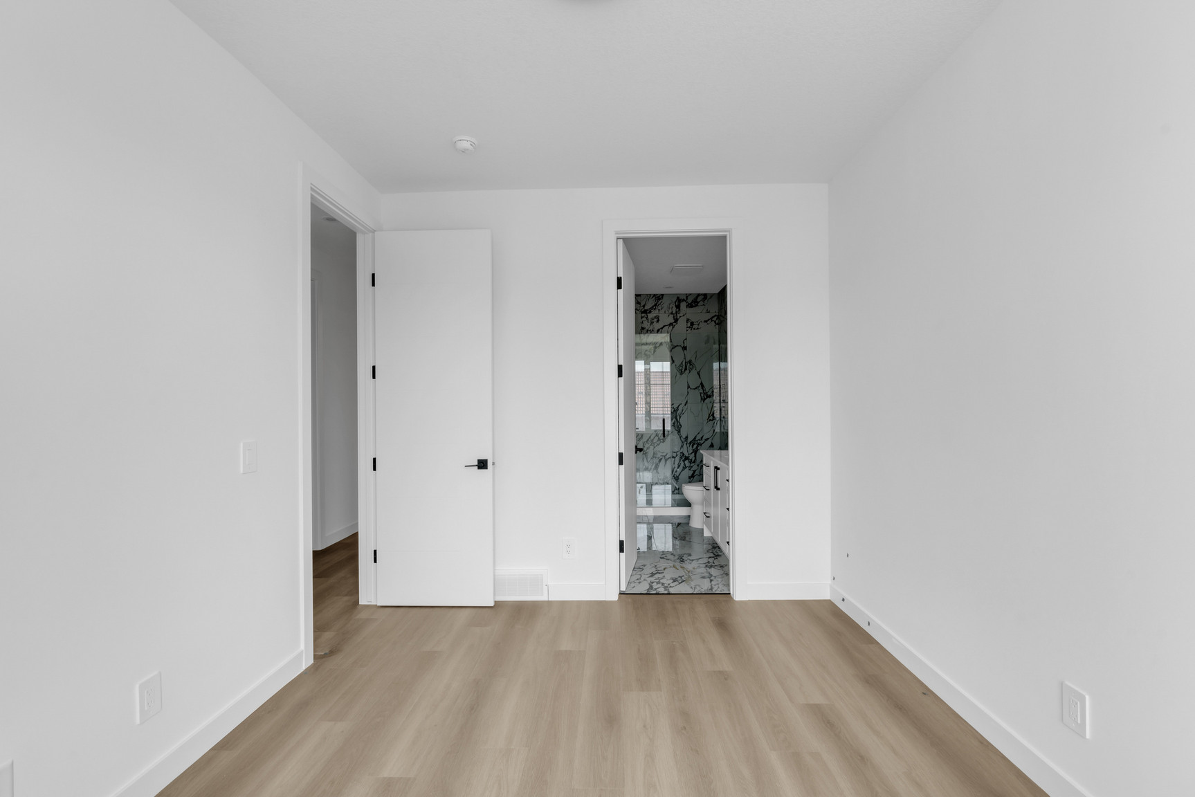 2702 25 Avenue Southwest - Photo 21