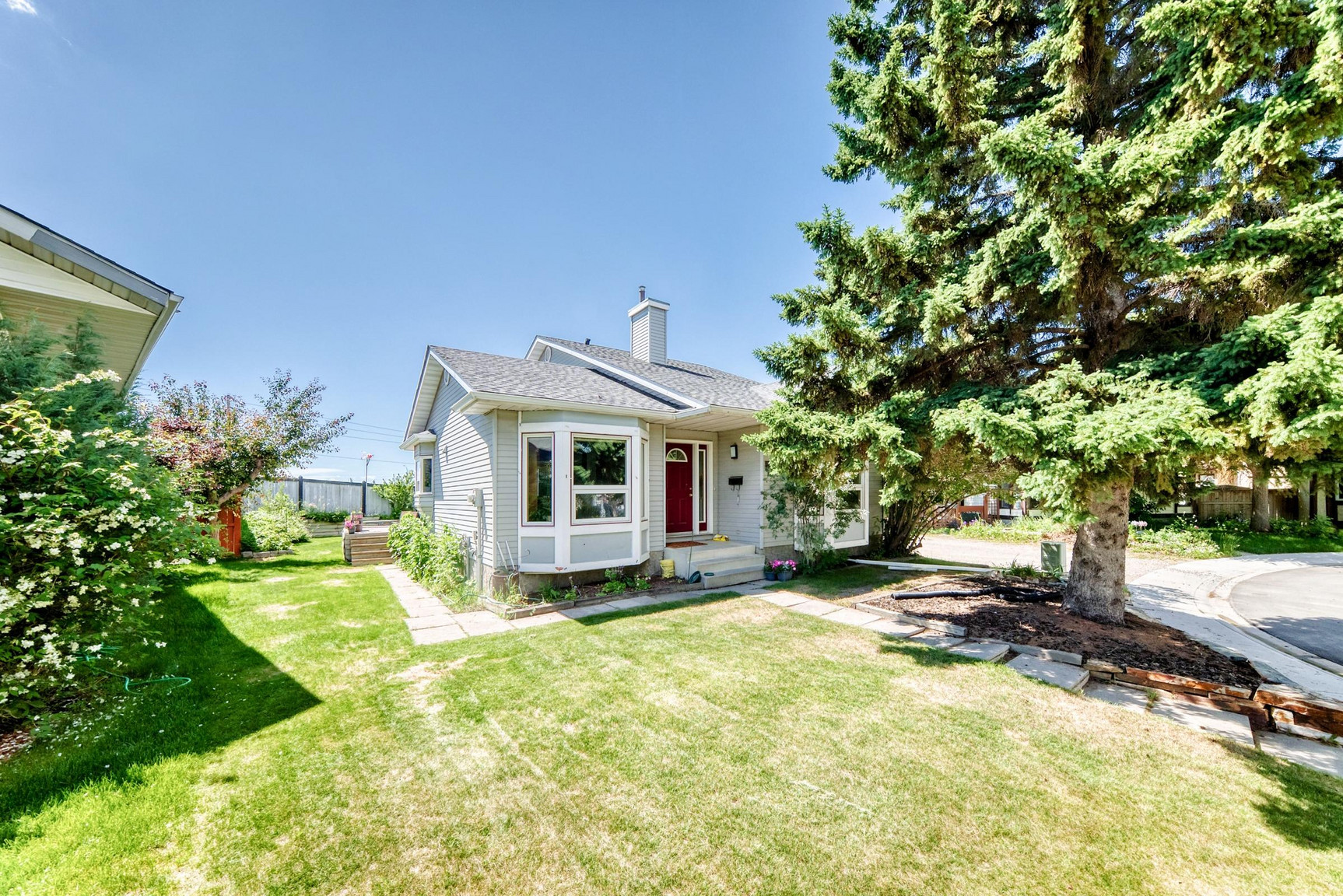 80 Mckerrell Close Southeast - Photo 6