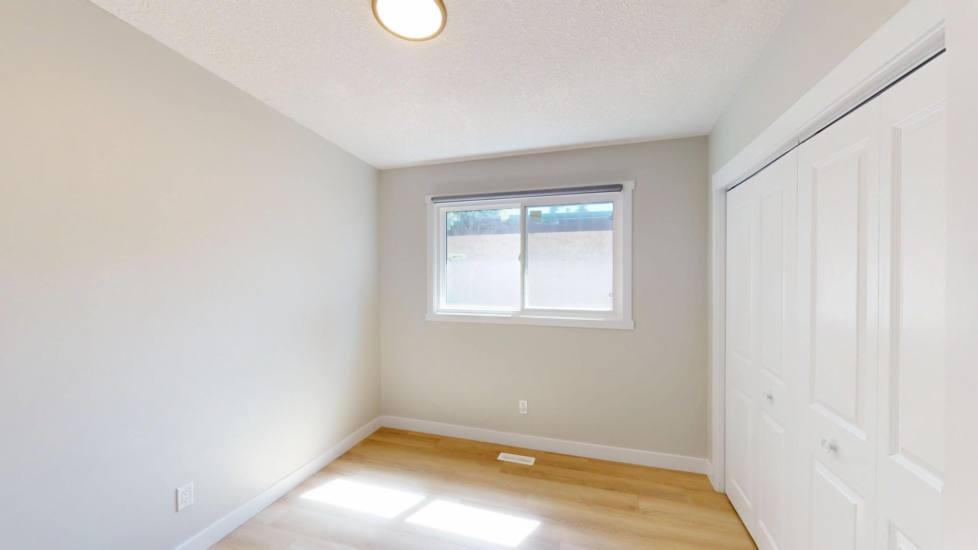12 Silver Springs Dr Nw - Upper - Photo 7