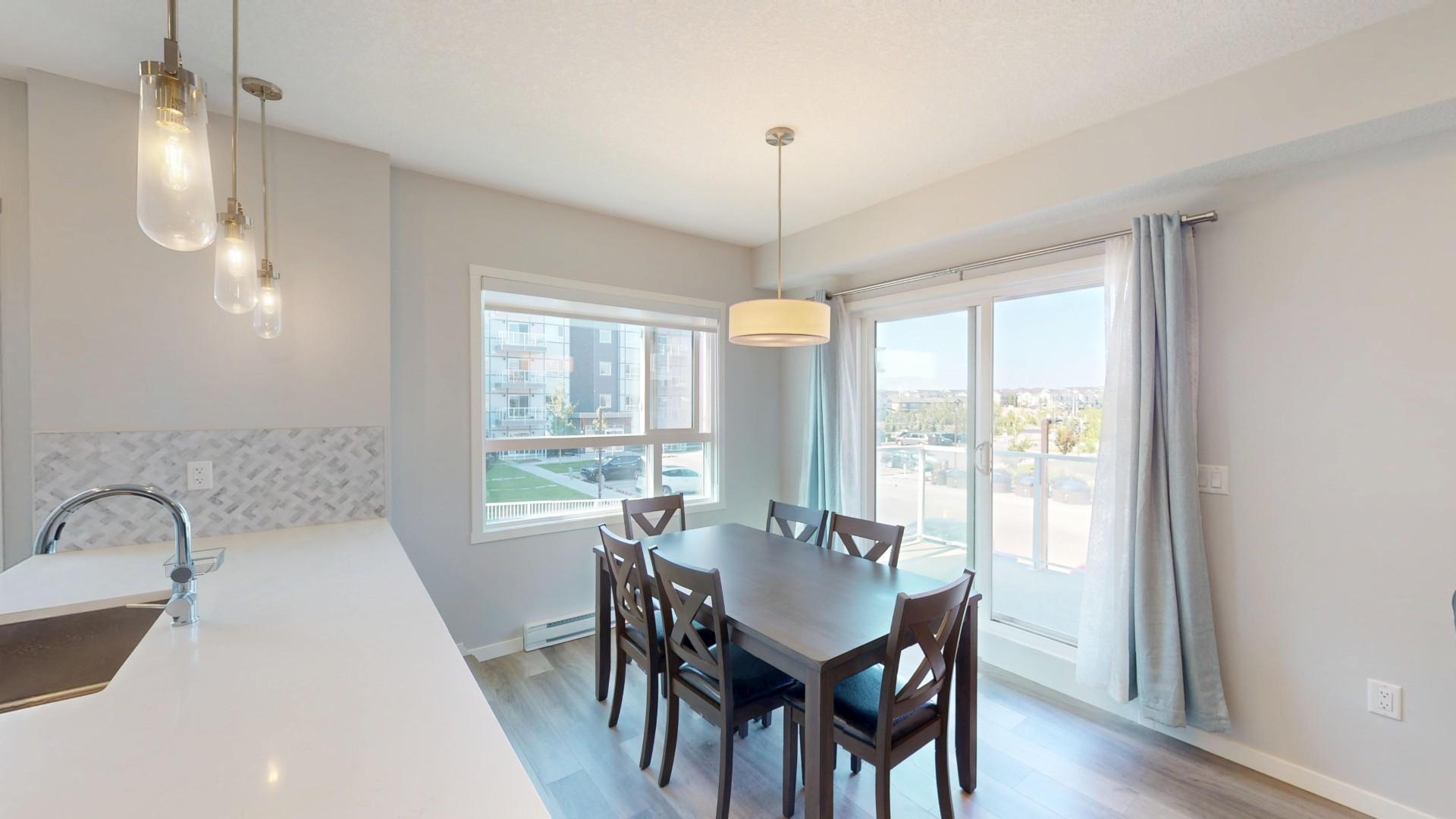 216-80 Carrington Plaza Nw - Photo 4