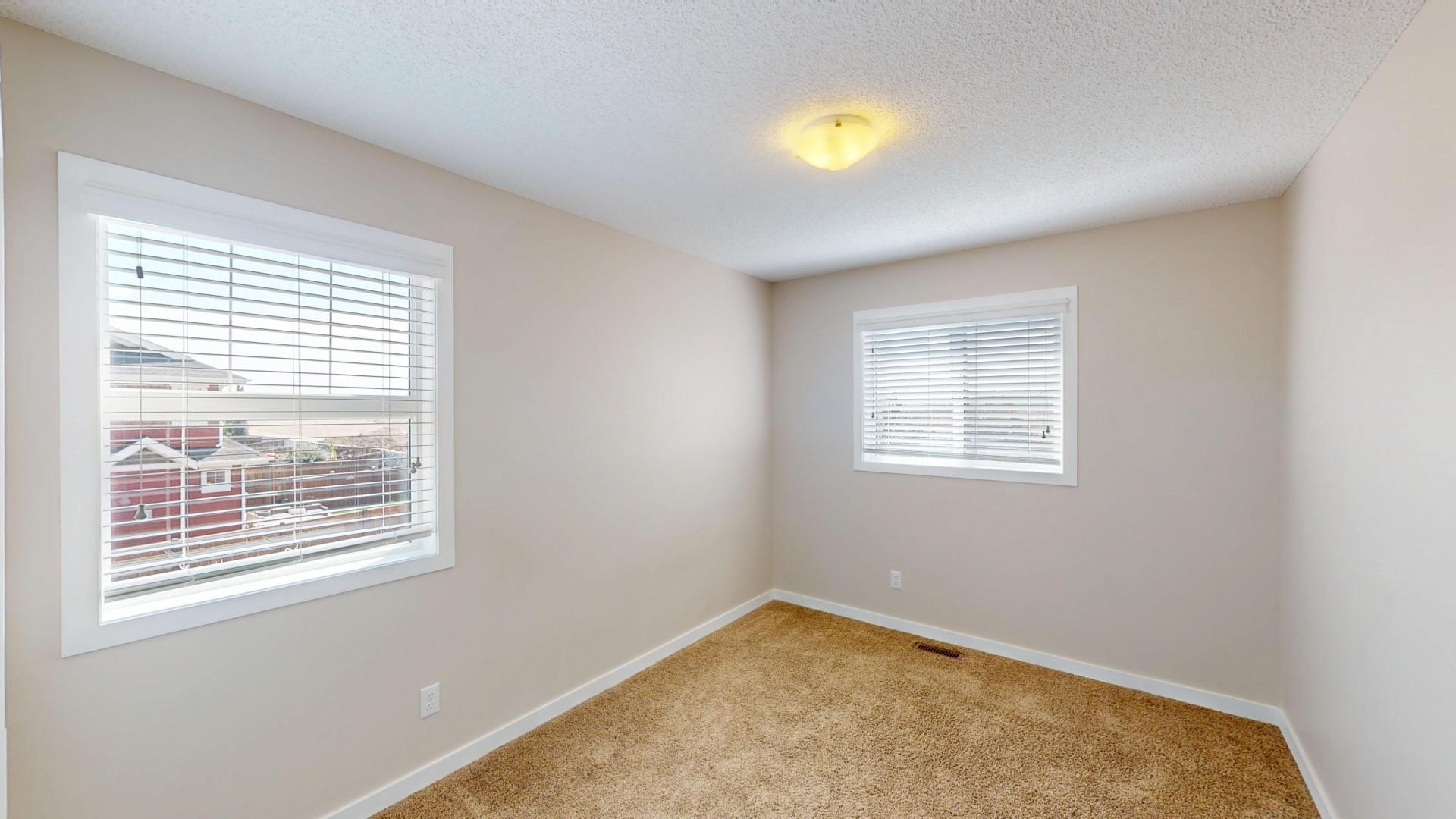 338 River Heights Cres - Photo 7