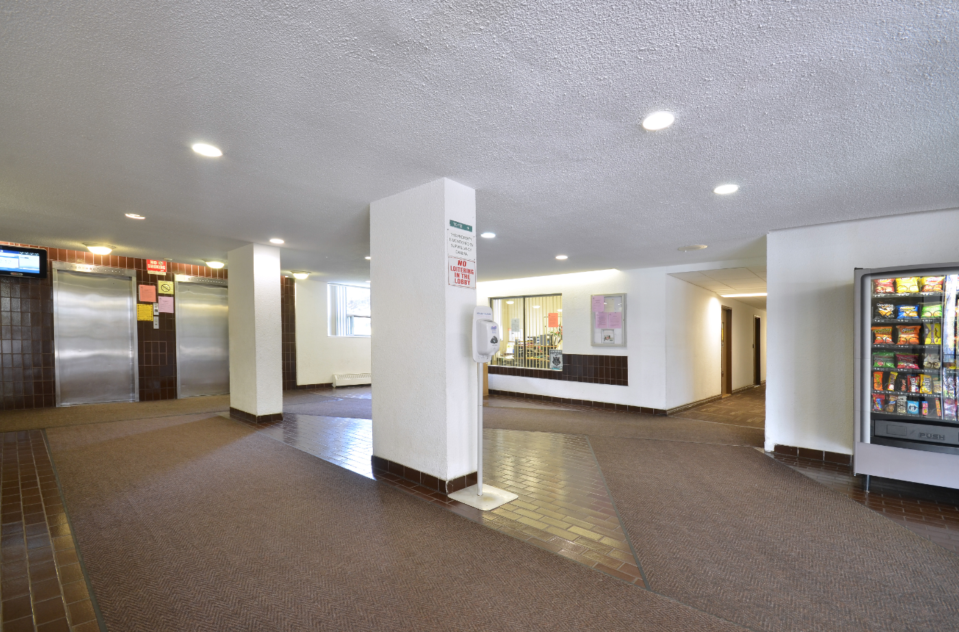 20 Stonehill - Photo 3