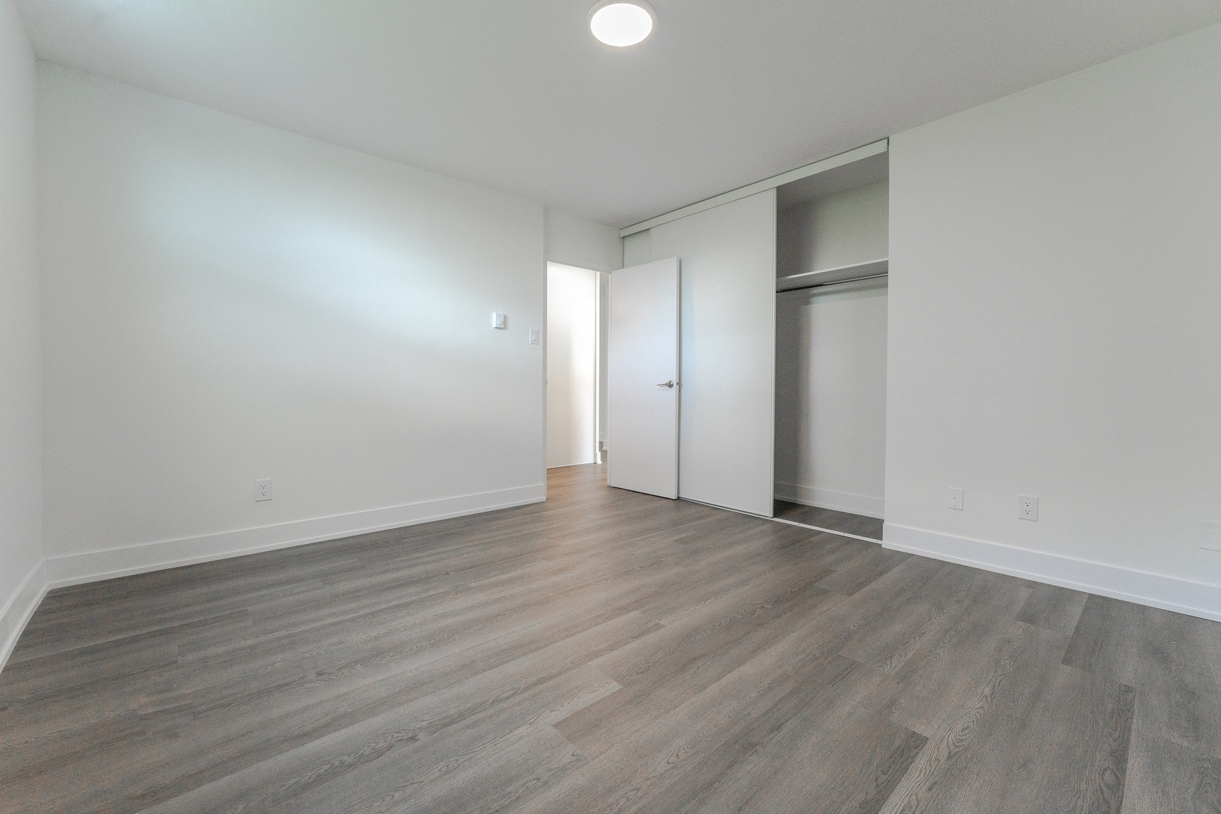 2 Secord - Photo 16