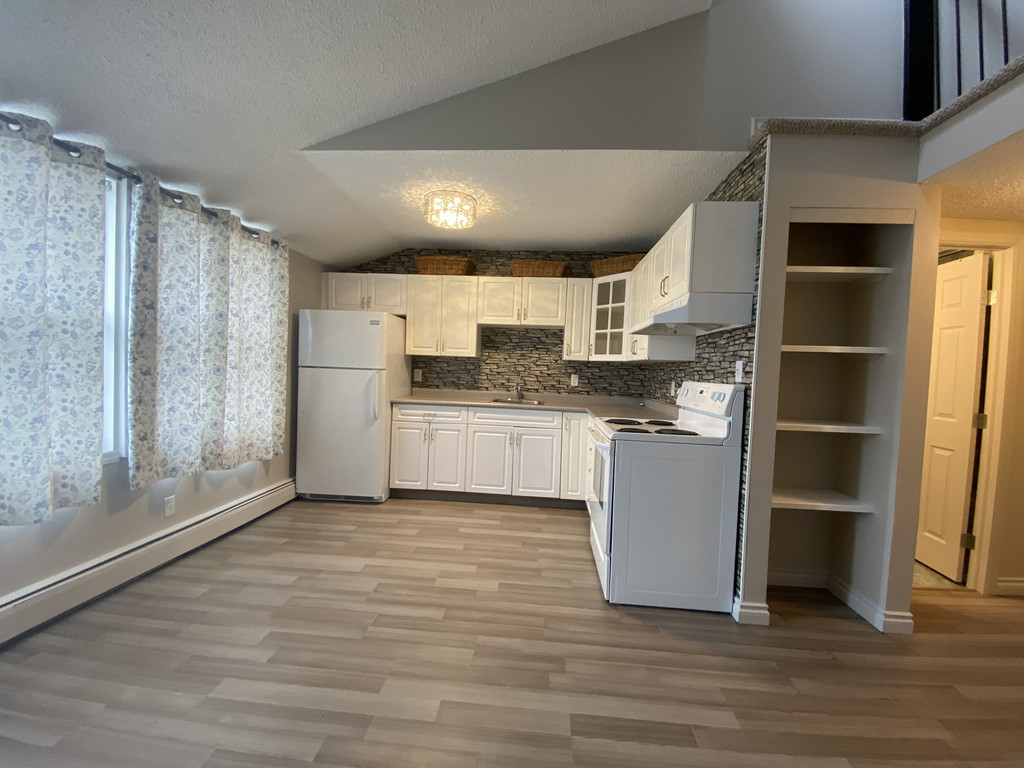 2204 7201 Poplar Drive - Single Occupant 