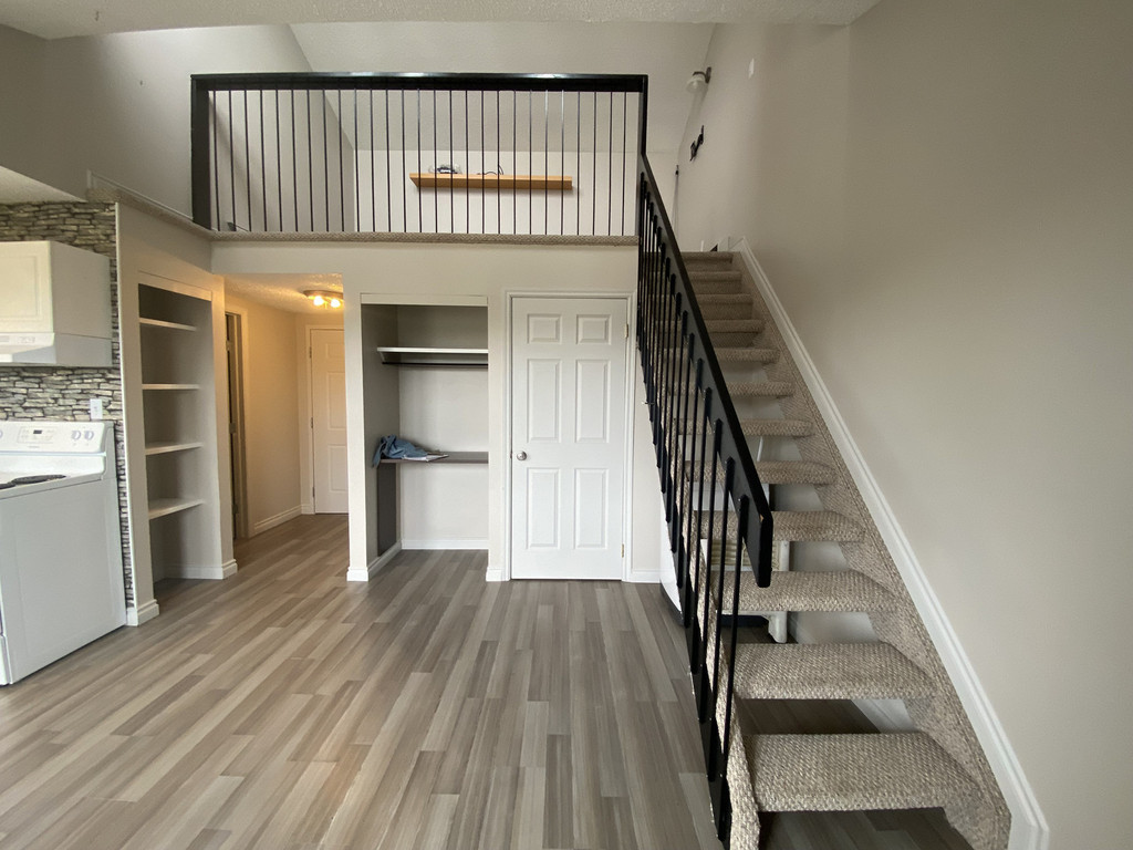 2204 7201 Poplar Drive - Single Occupant 