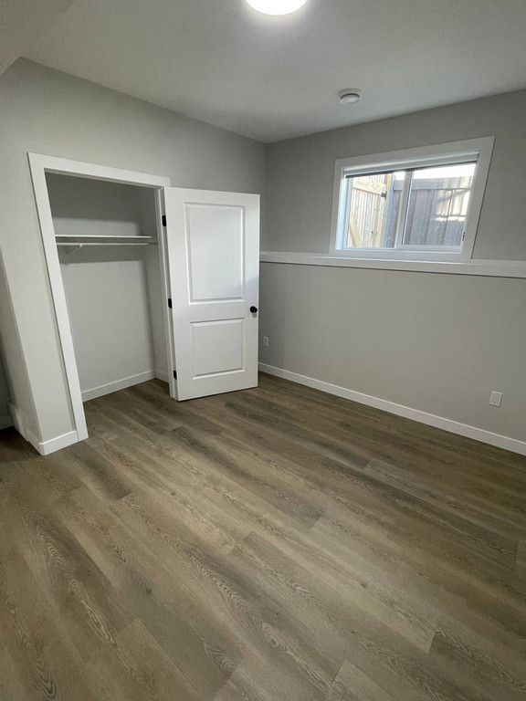 10309 128 Avenue - Lower Duplex