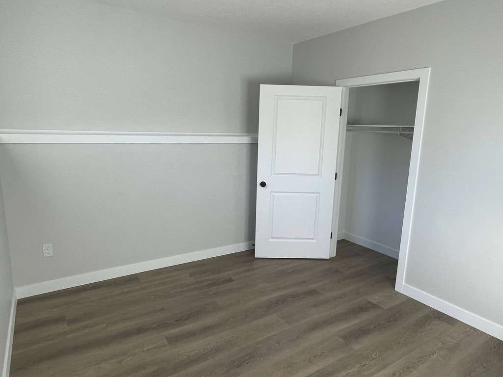 10309 128 Avenue - Lower Duplex