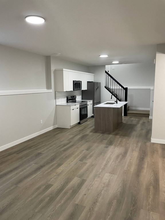 10309 128 Avenue - Lower Duplex