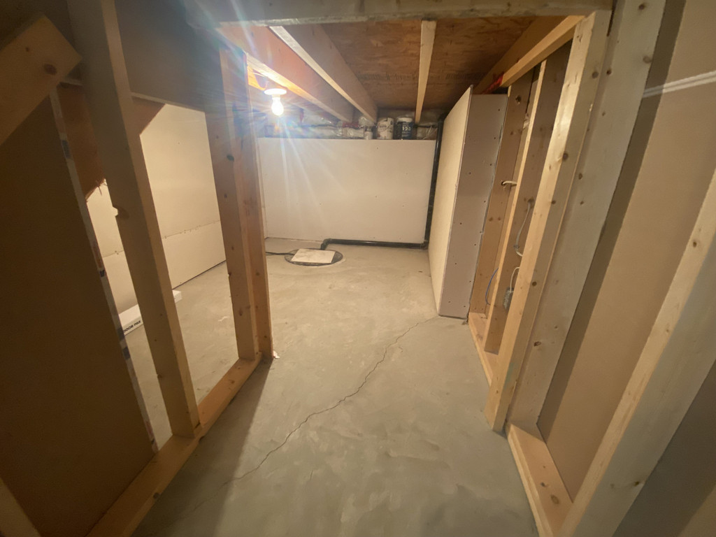 10021B 108 Avenue - 3 Bedroom Fourplex