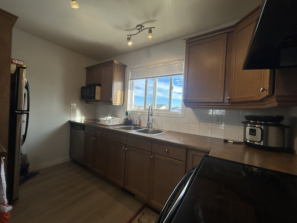 J103 8640 103 Avenue - The Village at Crystal Landing 