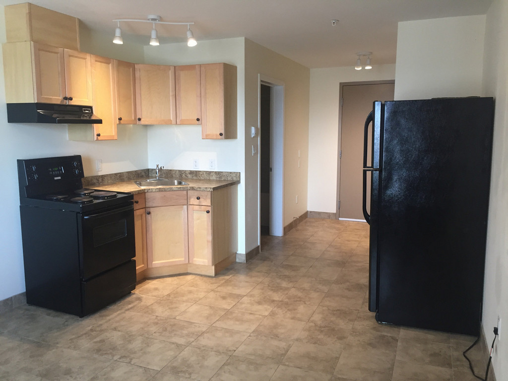 608 10405 102 Street - Affordable Bachelor Suite 