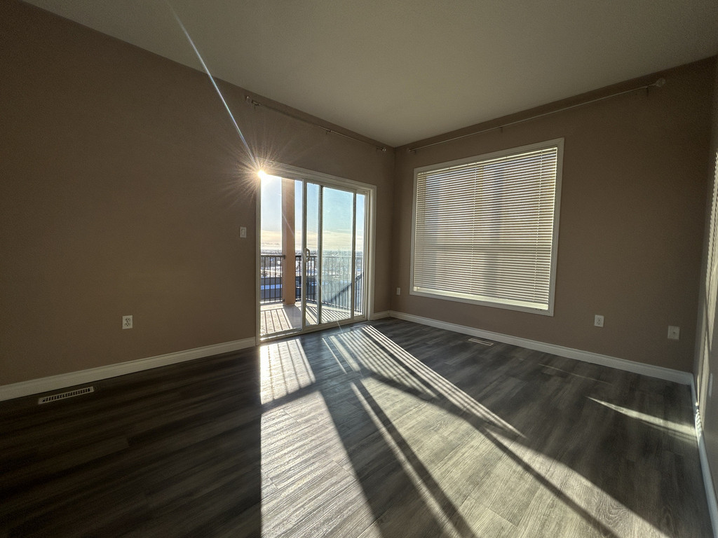 402 9225 Lakeland Drive 