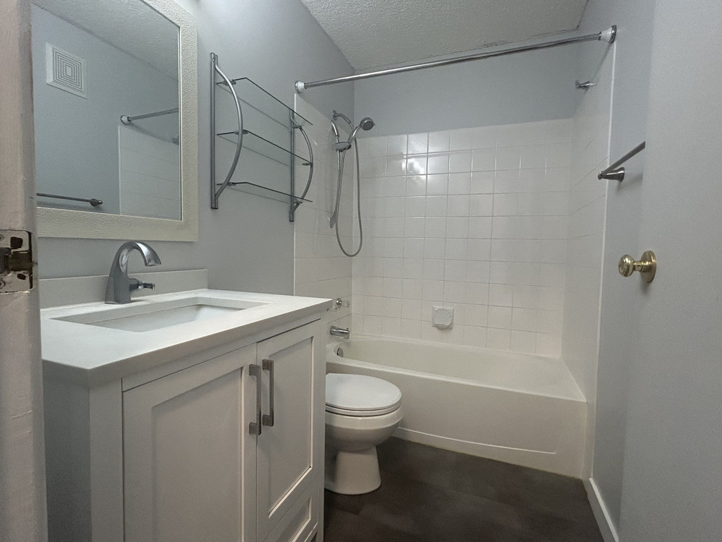 413 10405 99 Avenue - Creeks Crossing 