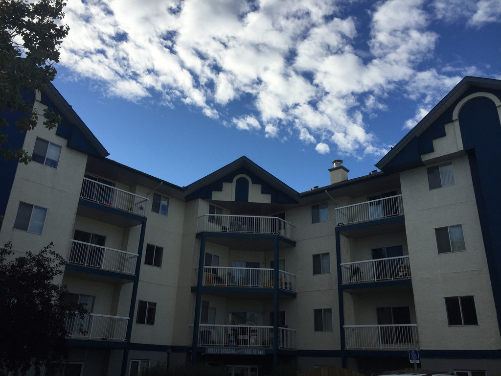 413 10405 99 Avenue - Creeks Crossing 