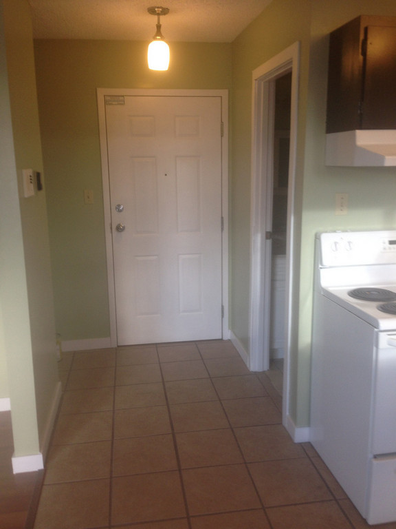 3203 Haywood Court - Single Occupant Only