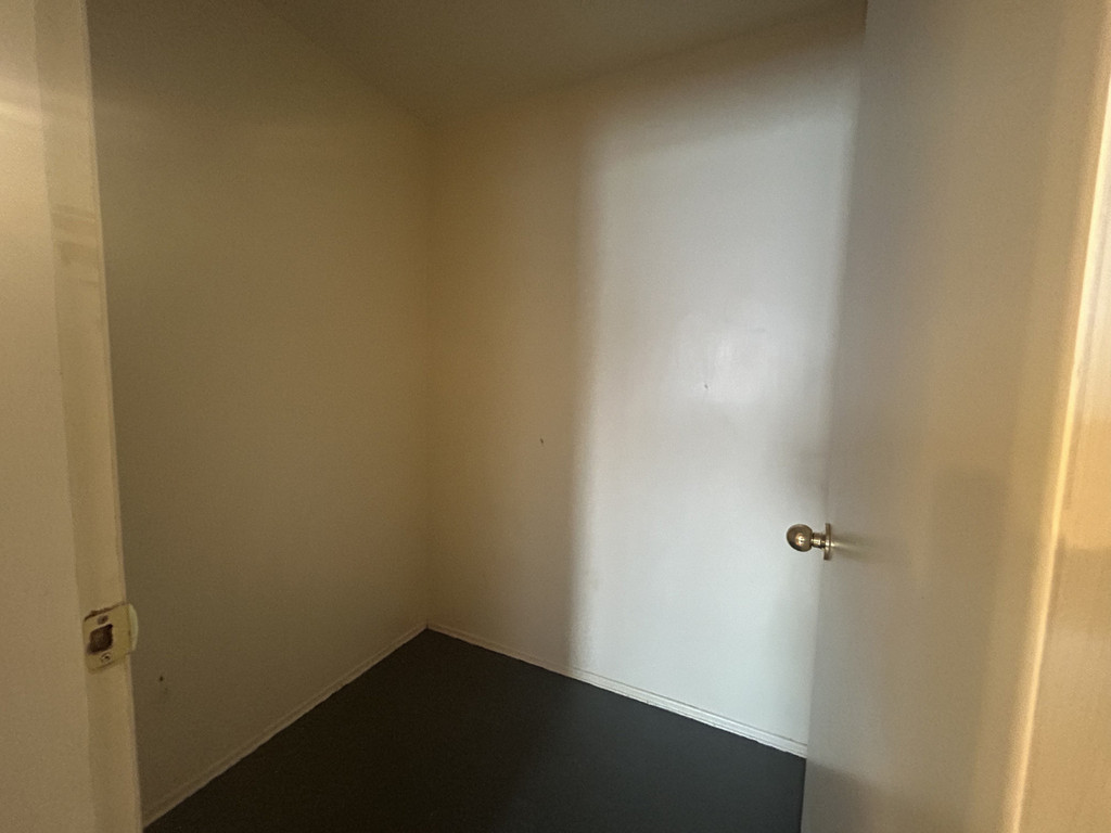 108 9260 108 Avenue - Mountview Manor 