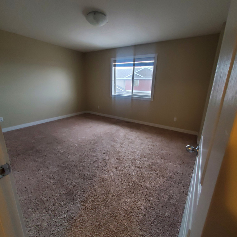 9201 92A Street - 3 Bedroom Townhouse 