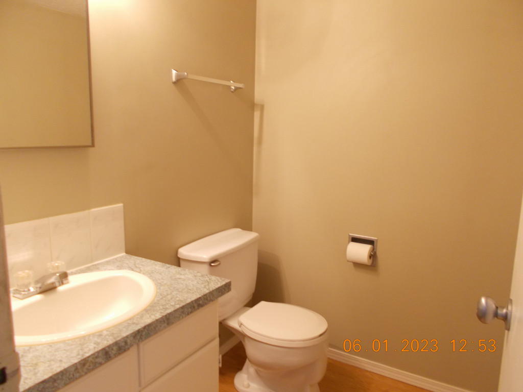 7718 94A Street - Duplex
