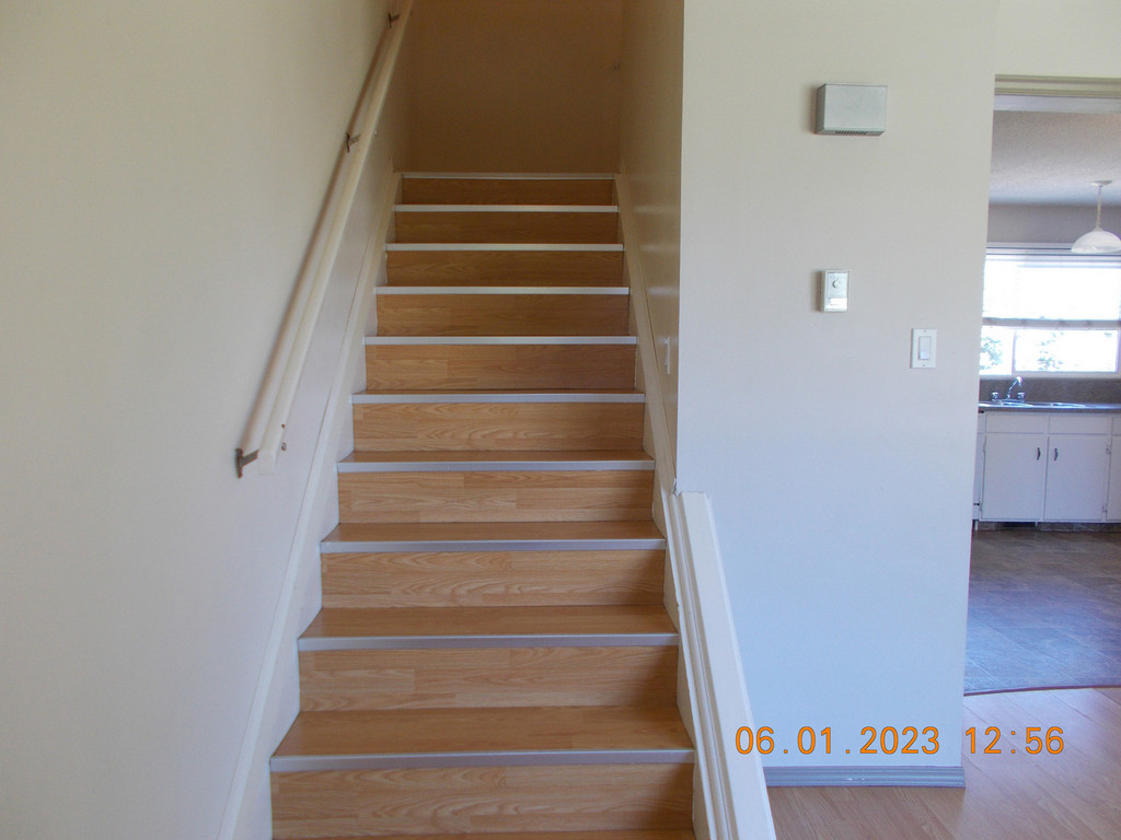 7718 94A Street - Duplex