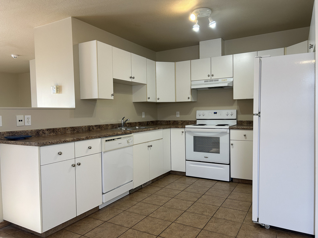 10021B 108 Avenue - 3 Bedroom Fourplex
