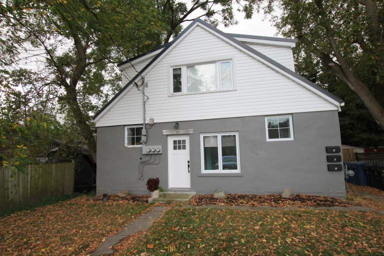 107 Hearn Ave - Unit B