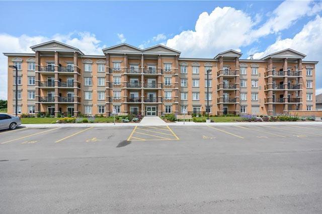 2 Colonial Dr