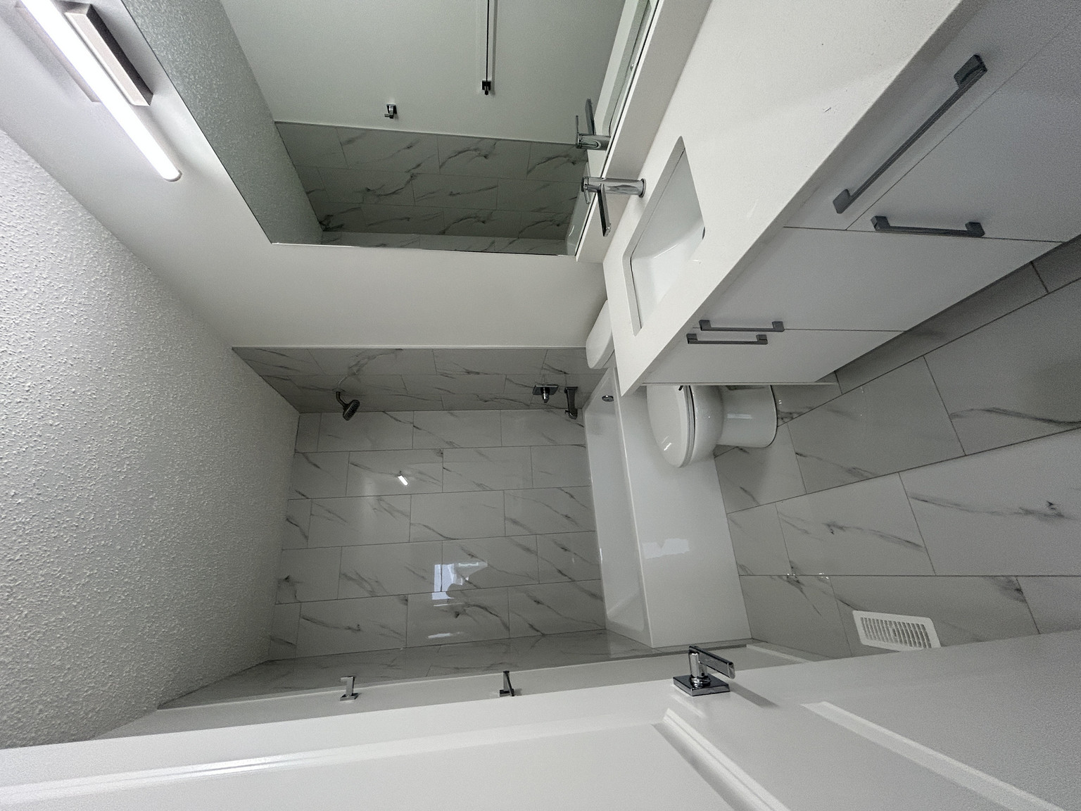 Leduc Fourplex - Photo 10