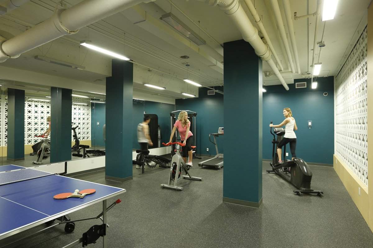 APT Living - Photo 12