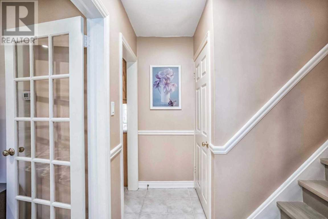 14 Strathroy Crescent