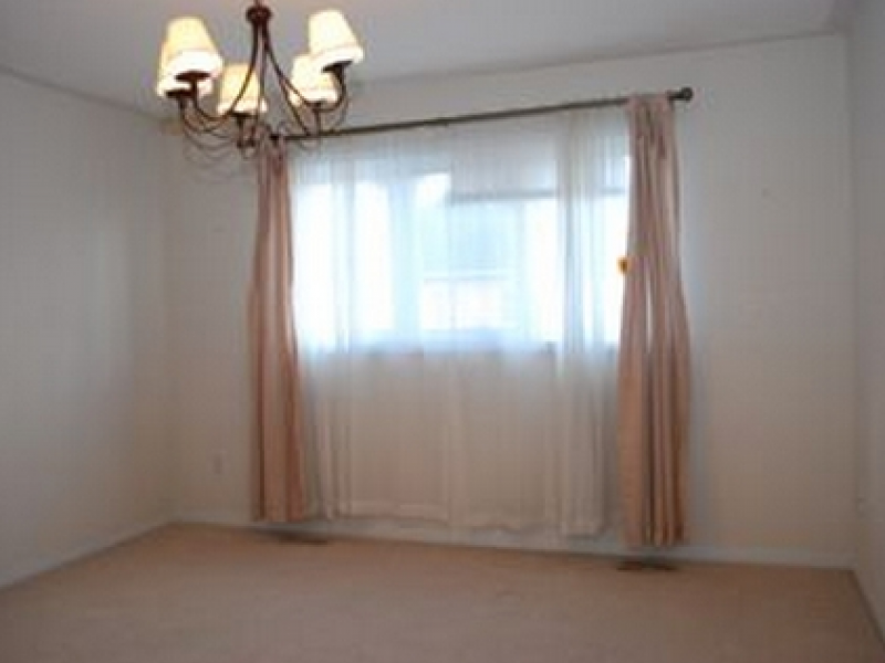 18 Rockgarden Trail, Brampton, ON L6R 3M9 — photo 3
