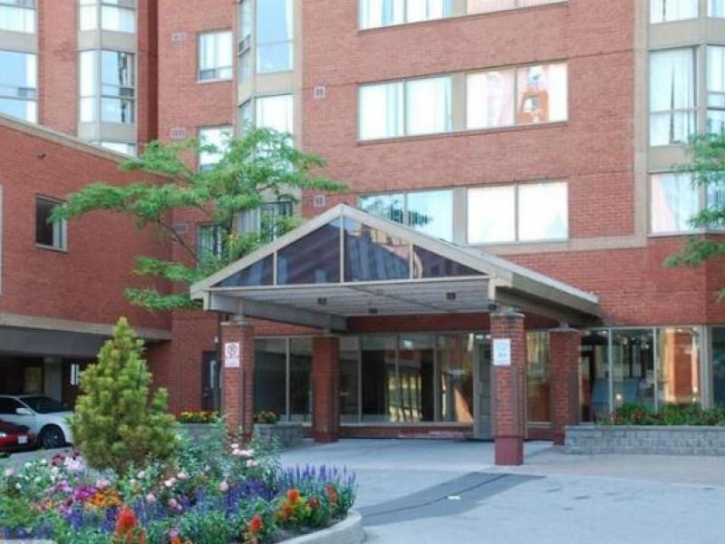 2460 Eglinton Avenue E, Scarborough, ON M1K 5J7 — photo 1