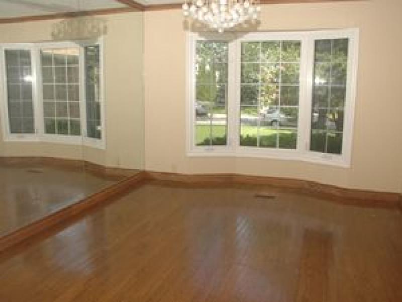 46 Crystal Drive, Richmond Hill, ON L4C 7Y3 — photo 2