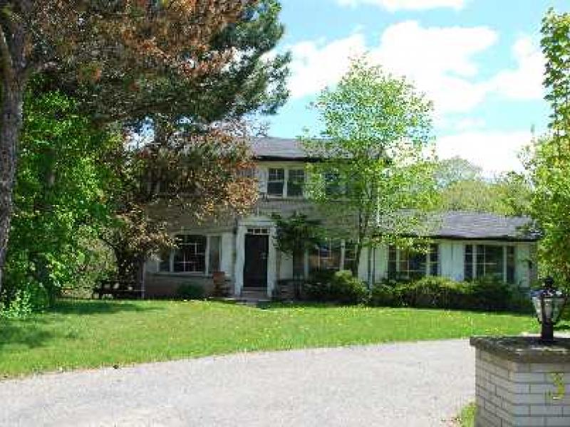 38 Woodthrush Court, Toronto, ON M2K 2B1 — photo 2