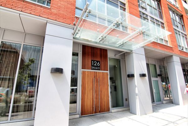 126 Simcoe Street, Toronto, ON M5H 4E6 — photo 1
