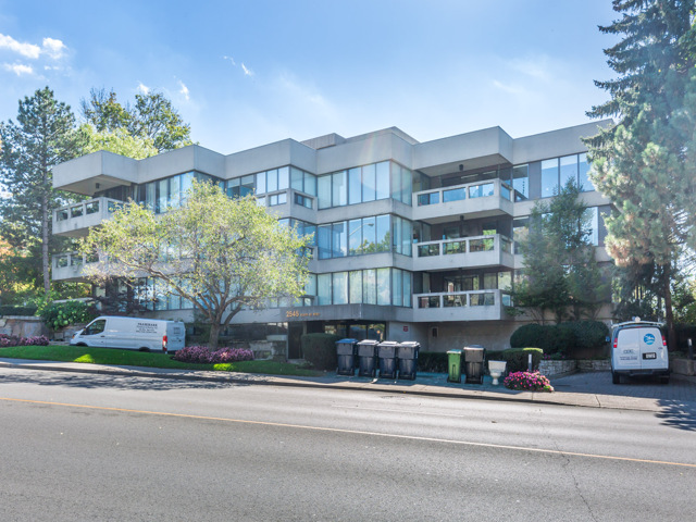 2545 Bloor Street W, Suite 304, Toronto, ON M6S 1S1 — photo 2