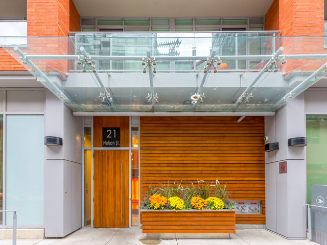 21 Nelson Street, Suite 1106, Toronto, ON M5V 3H9 — photo 2